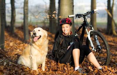 Mit dem Hund Fahrrad fahren