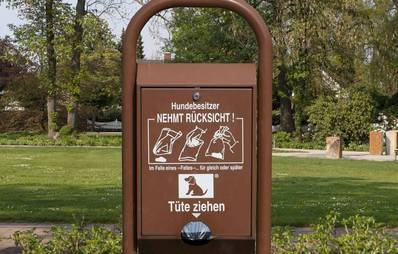 Pro & Contra: Hundekot aufsammeln oder liegen lassen?